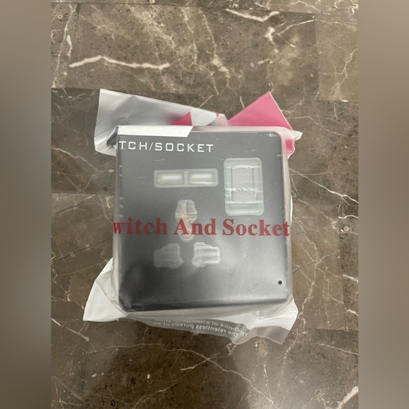 New! Unused! Luxury All Tempered Glass Wall Light Switch Button Black UK Plug 13 - Picture 3 of 8